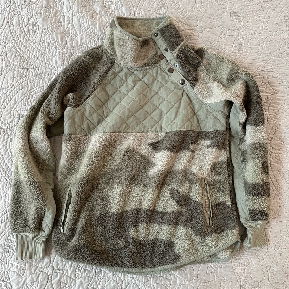 Abercrombie & Fitch Fleece Pullover